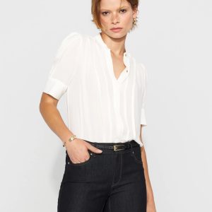 Elbow Sleeve Y-Neck Shirt
