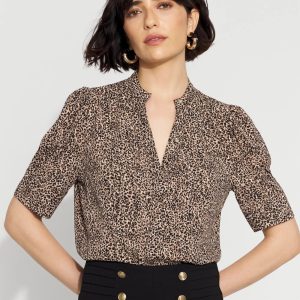 Elbow Sleeve Y-Neck Shirt