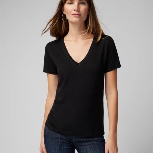 Easy V-Neck Tee